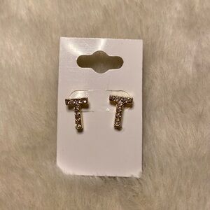‘T’ Rhinestone Stud Earrings NEW Silver OR Gold (1)